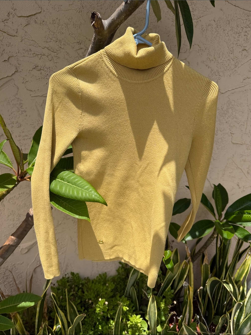 Lauren Ralph Lauren Gold shimmery Turtleneck ribbed knit long sleeve top - Picture 6 of 8